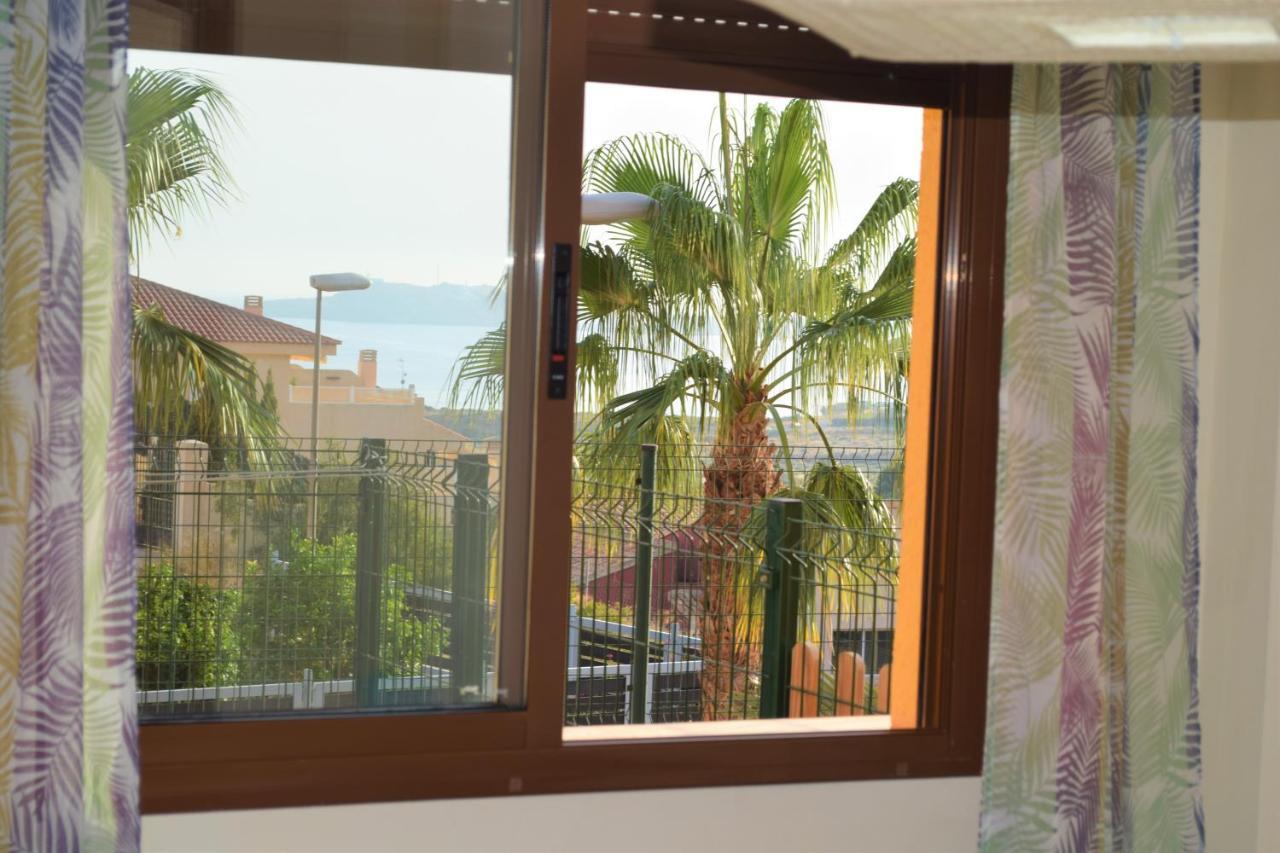 Apartamento con hermoso jardín y AC Isla Plana Exterior foto