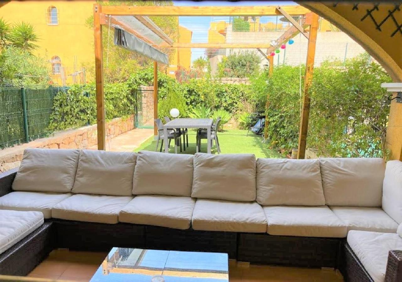 Apartamento con hermoso jardín y AC Isla Plana Exterior foto